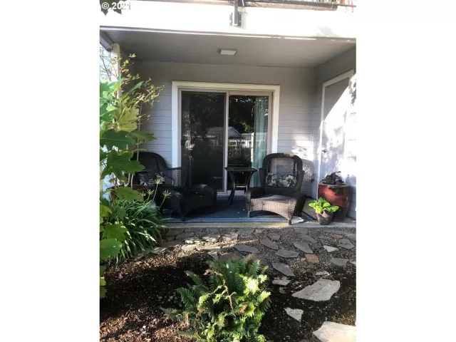 MLS: 21265011 Condo For Sale