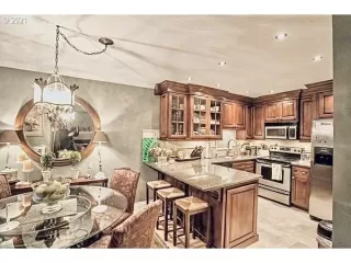 Photo #6: 21265011 Listing