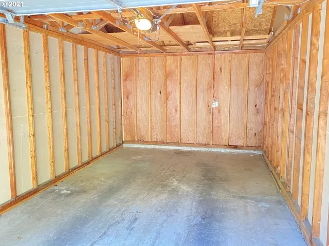 MLS: 21265147 Condo For Sale