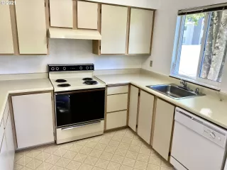 Photo #1: 21265147 Listing