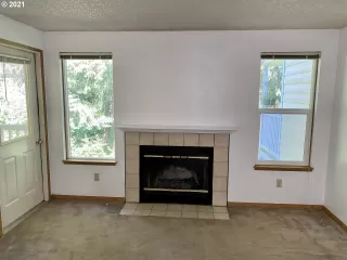 Photo #4: 21265147 Listing