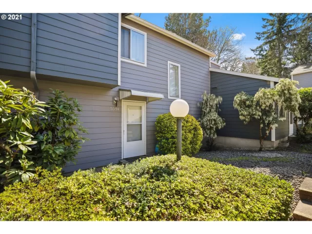 MLS: 21265366 Condo For Sale