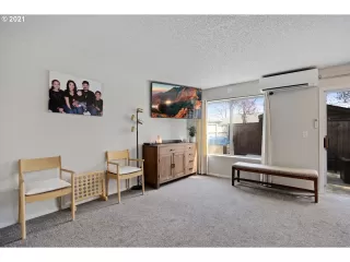 Photo #3: 21265366 Listing