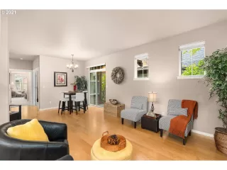 Photo #1: 21265972 Listing