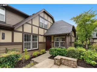 Photo #5: 21265972 Listing