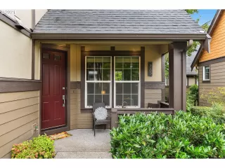 Photo #6: 21265972 Listing