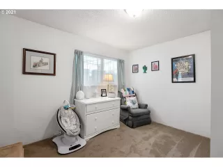 Photo #6: 21266383 Listing