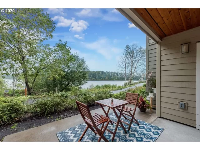 MLS: 21266688 Condo For Sale