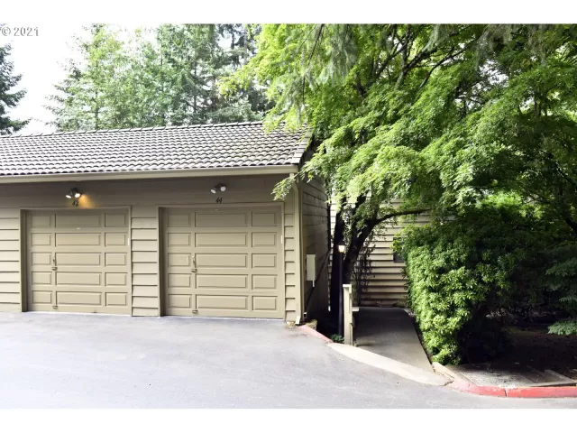 MLS: 21266856 Condo For Sale