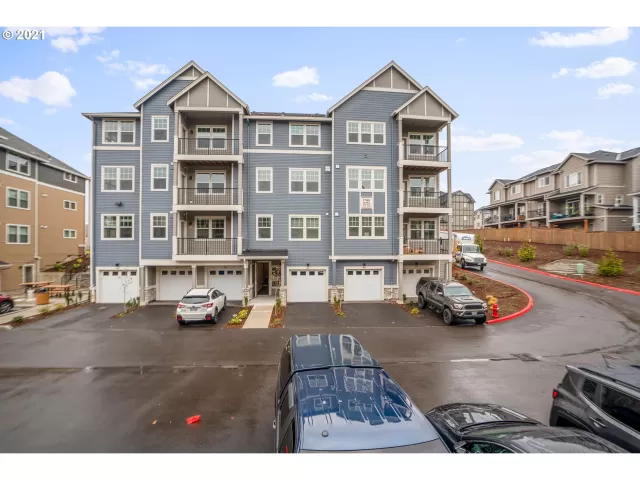 MLS: 21267672 Condo For Sale