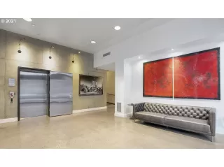 Photo #3: 21267977 Listing