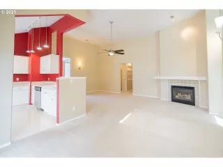 Photo #5: 21269029 Listing 