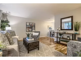 Photo #6: 21269257 Listing