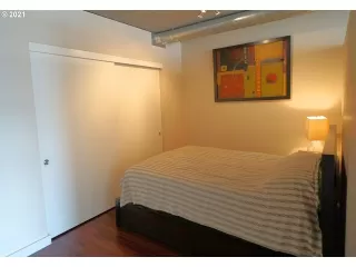 Photo #4: 21269541 Listing