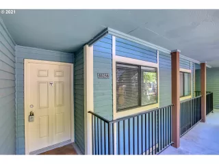 Photo #2: 21270225 Listing 