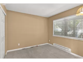 Photo #4: 21270225 Listing 