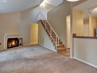 Photo #6: 21270553 Listing