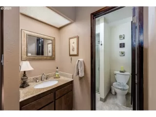Photo #4: 21271532 Listing 