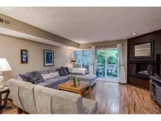 Photo #6: 21271532 Listing 