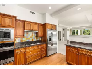 Photo #4: 21272316 Listing 