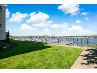 Photo #1: 21272896 Listing