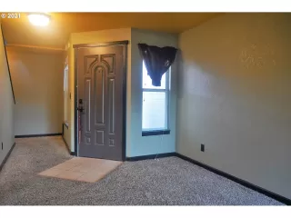 Photo #4: 21273045 Listing