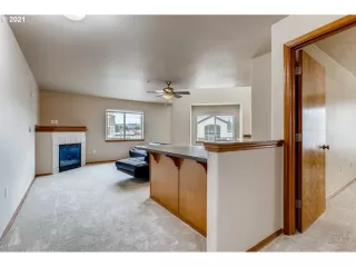 Photo #2: 21273478 Listing