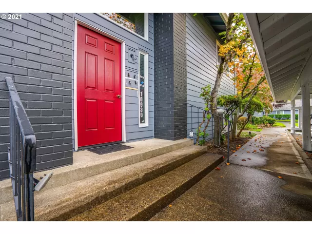 MLS: 21273769 Condo For Sale