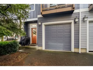 Photo #2: 21274545 Listing