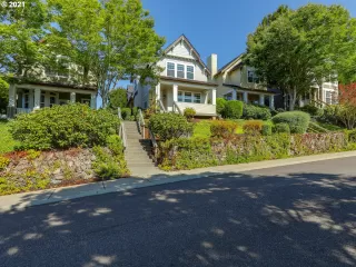 Photo #1: 21275063 Listing