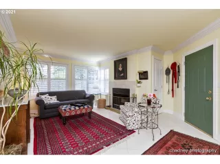 Photo #4: 21276071 Listing