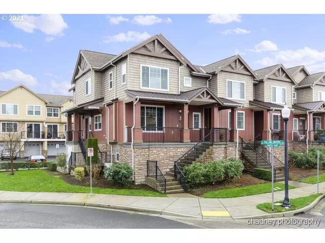 MLS: 21277442 Condo For Sale