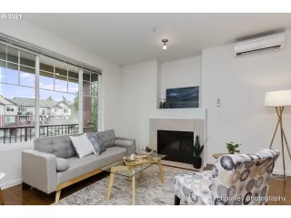 Photo #4: 21277442 Listing