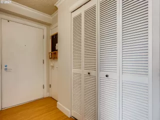 Photo #1: 21277791 Listing