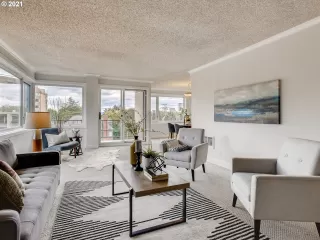 Photo #3: 21277791 Listing