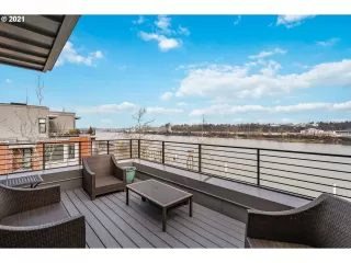 Photo #6: 21278341 Listing