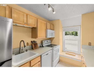 Photo #1: 21278866 Listing