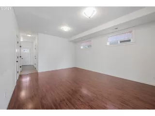 Photo #3: 21279060 Listing