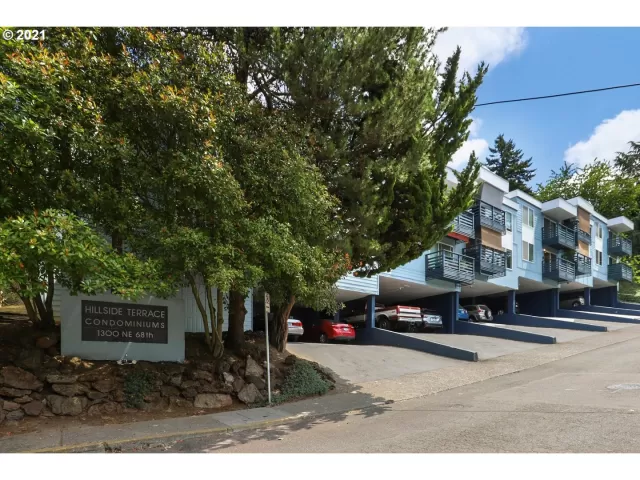 MLS: 21279322 Condo For Sale