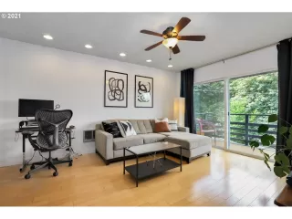 Photo #3: 21279322 Listing