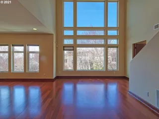 Photo #3: 21279890 Listing