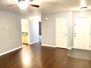 Photo #1: 21280497 Listing