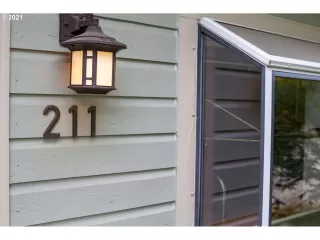 Photo #4: 21281176 Listing 