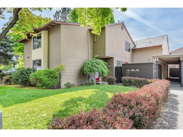 MLS: 21281982 Condo For Sale