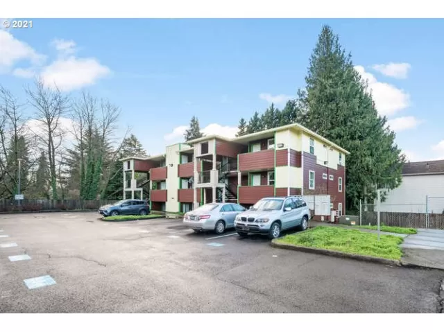 MLS: 21282867 Condo For Sale