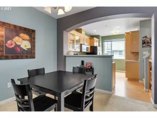 Photo #6: 21283016 Listing