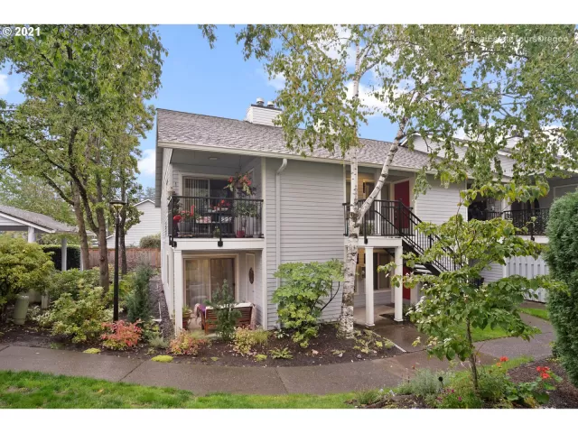 MLS: 21283892 Condo For Sale