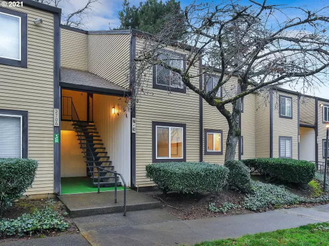 MLS: 21283983 Condo For Sale