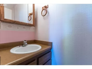 Photo #3: 21284179 Listing