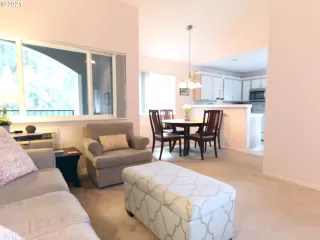 Photo #6: 21284244 Listing